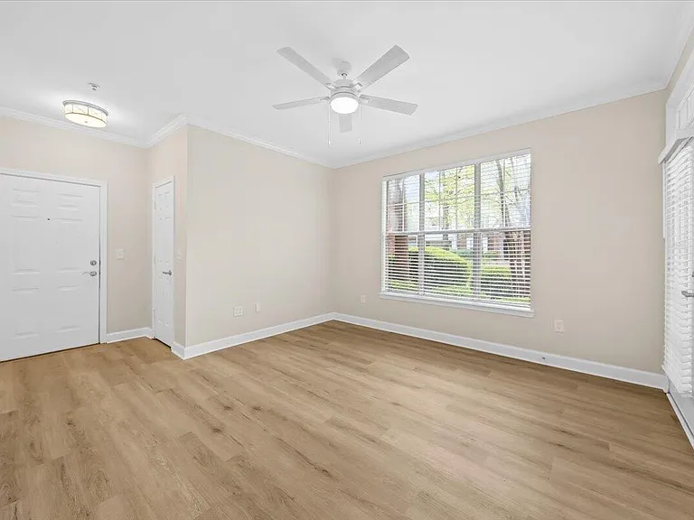 45 Sycamore Ave #1011 — Photo 8