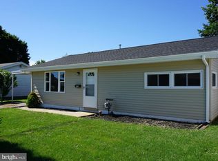 826 Fireside Rd, York, PA 17404