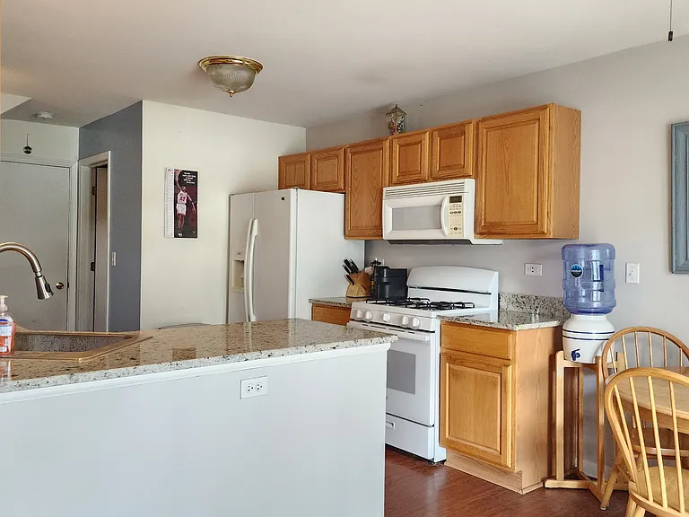 301 Wedgewood Cir #301 — Photo 13