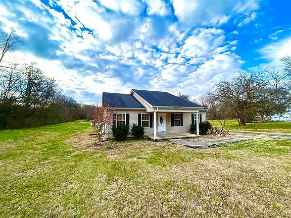 2nd image of 210 Macedonia Rd