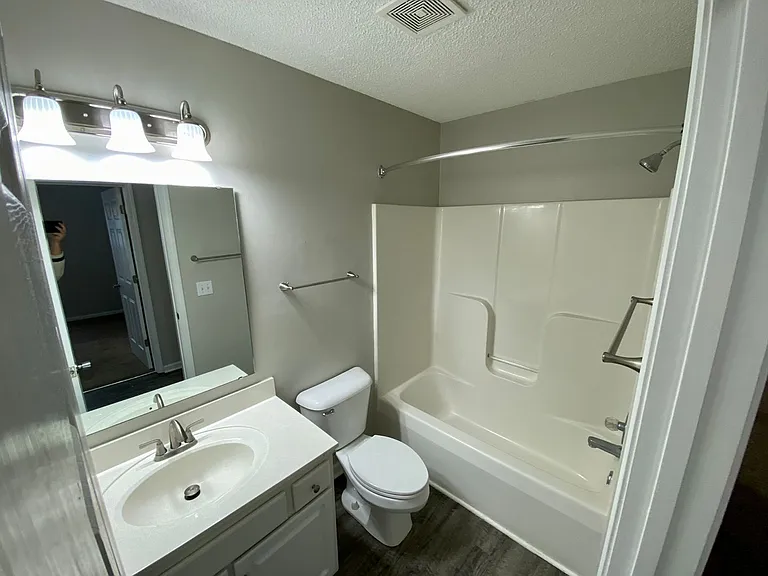 Basswood Apartment Homes — Photo 28