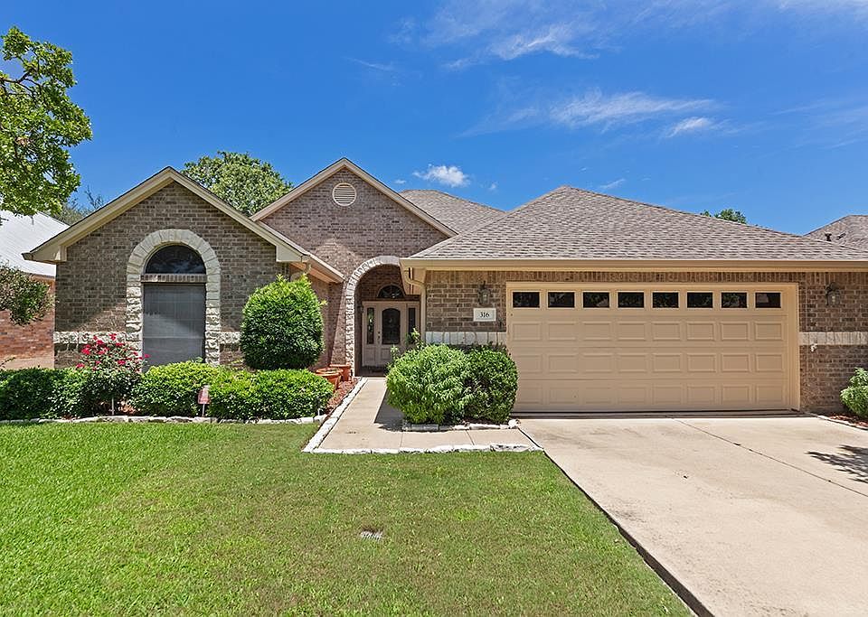 1st image of 316 Heritage Hills Dr