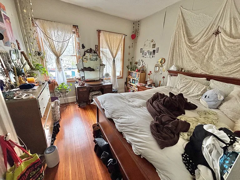 77 Easton St #2A — Photo 27