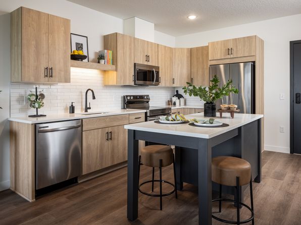 11816 Wayzata Blvd #450