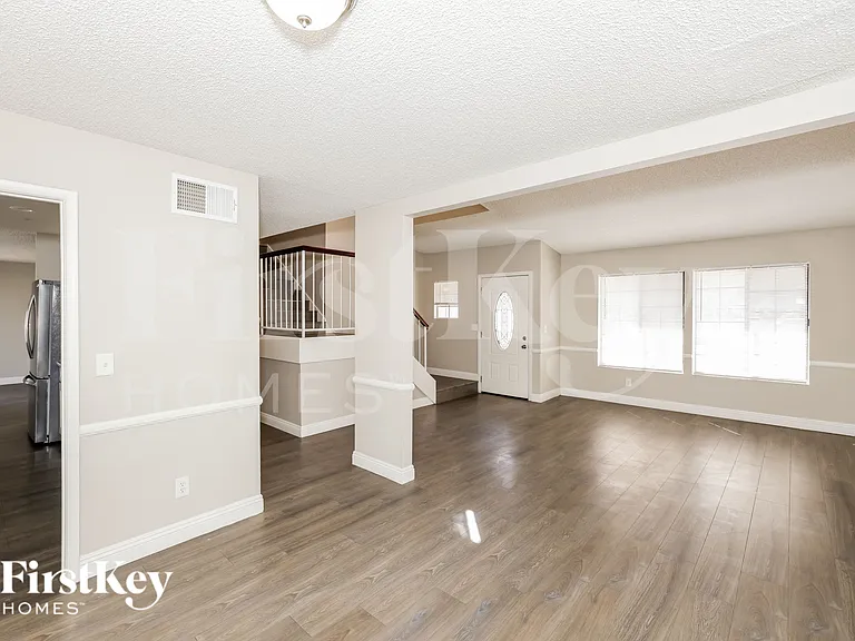 4317 Newcastle Rd — Photo 5
