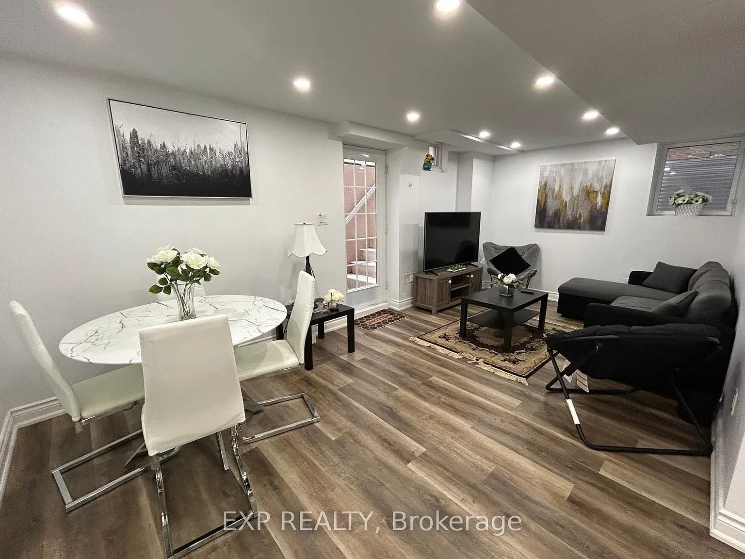 2 bed, $2,400 — Photo 4