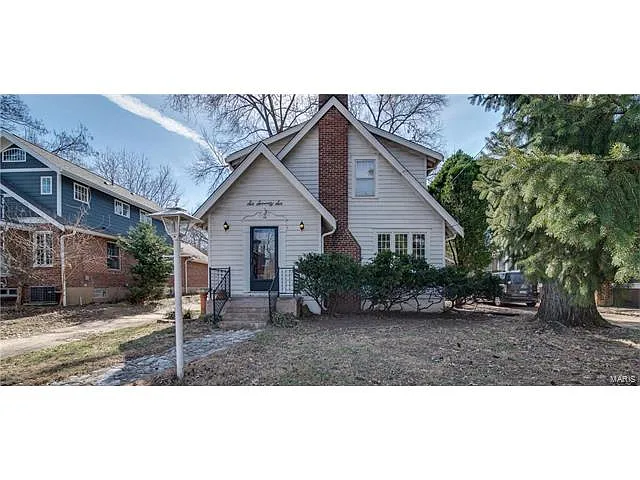 676 Clark Ave photo 1