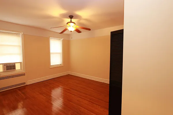 Rented by Velsor Realty | media 10