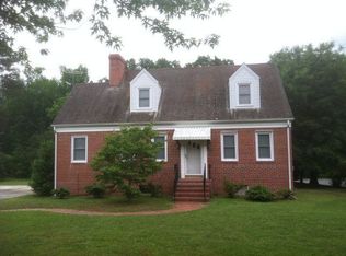 8051 Belroi Rd, Gloucester, VA 23061