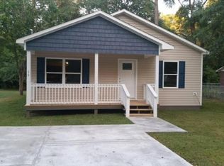 15 Lee St, Defuniak Springs, FL 32435