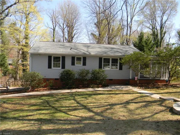 3414 Wilshire Dr, Greensboro, NC 27408