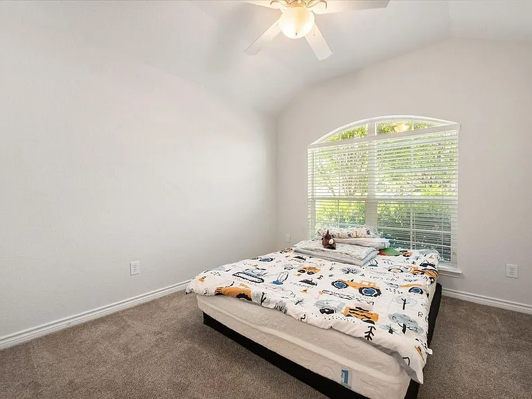 9224 Diane Dr — Photo 21
