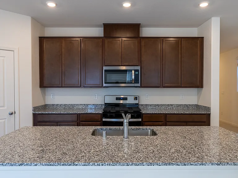 4160 Scarlet Cob Ave — Photo 5