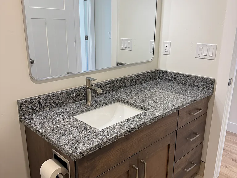 Main Full Bathroom