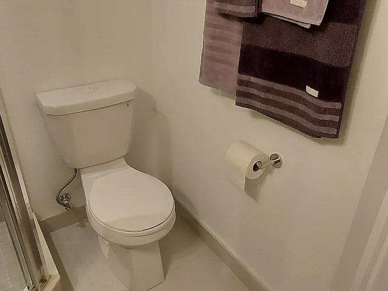 7 Mabelle Ave #2302 — Photo 26