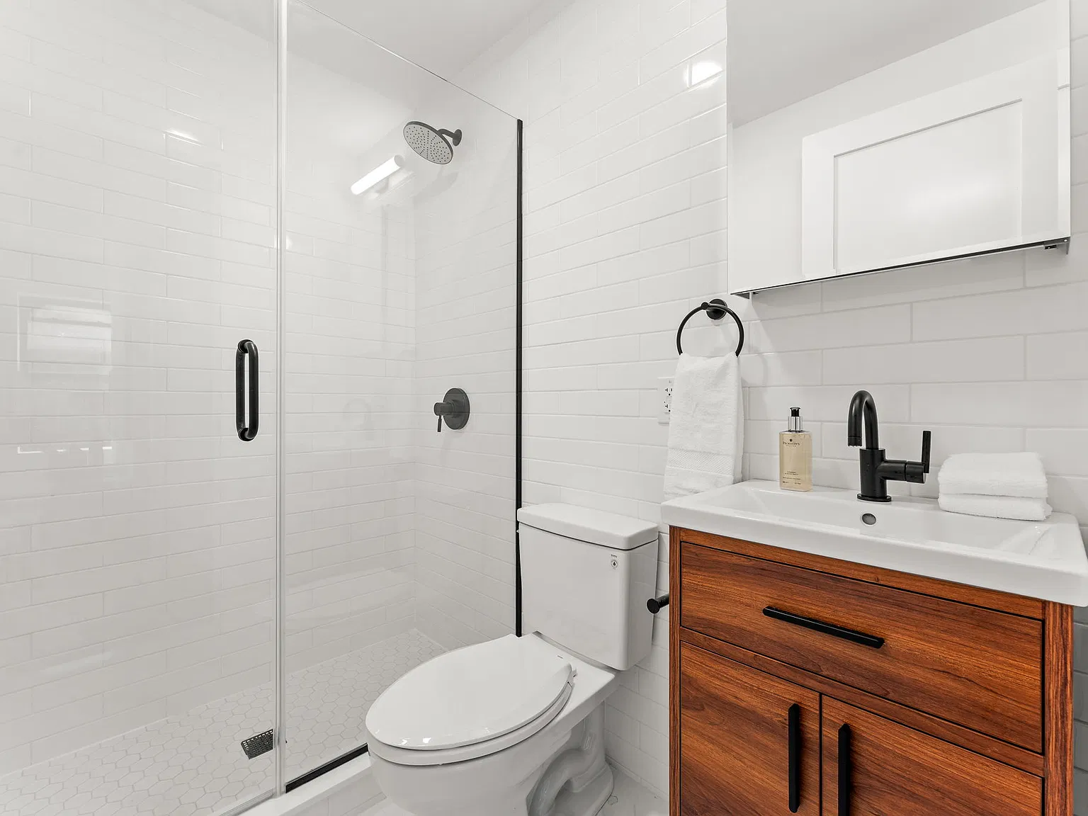 854 Prospect Place — Photo 4