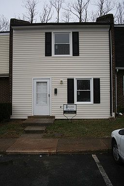 1st image of 128 Hughey Ct