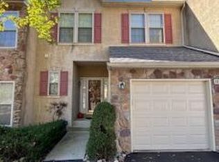 12 Dunkirk Ct, Eagleville, PA 19403