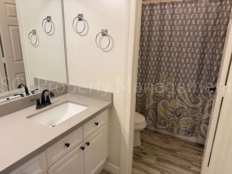 942 S Ash Ave #108 — Photo 30