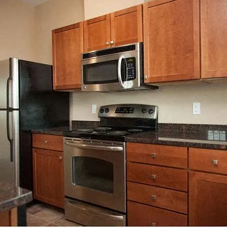 Barataria Station Apartments — Photo 10