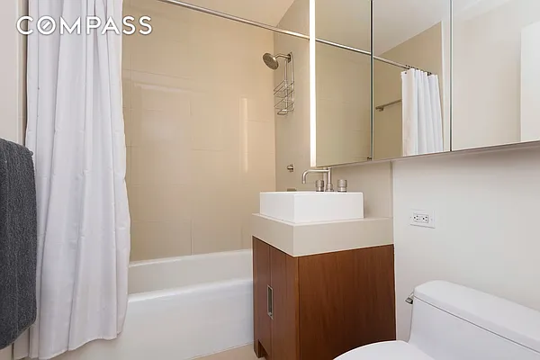 Rented by Compass | media 30