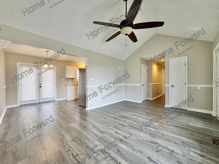 102 Dale Hollow Dr — Photo 5