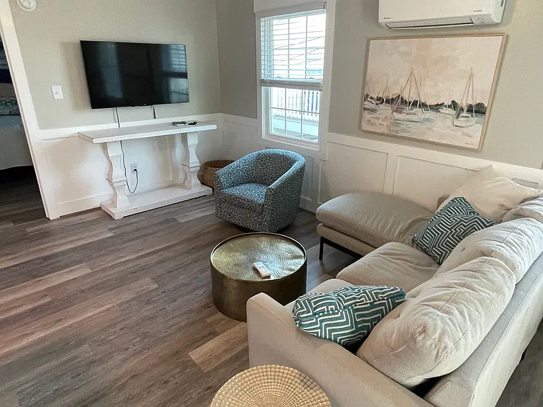 119 W Bogue Blvd #7 — Photo 2