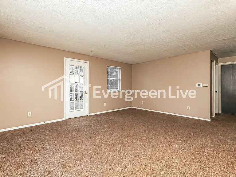 8199 Mount Charles Dr — Photo 3