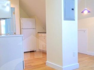 71 Hudson St #4, Somerville, MA 02143