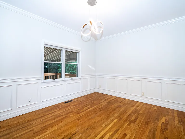 8 Davenport St #1 — Photo 9