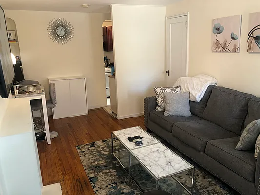 Rented by REAL New York | media 2