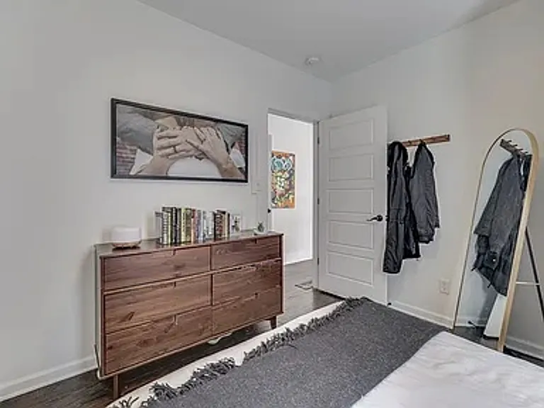 818 Parkway Ave — Photo 27