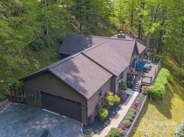 14 Bellewood Dr, Maggie Valley, NC 28751
