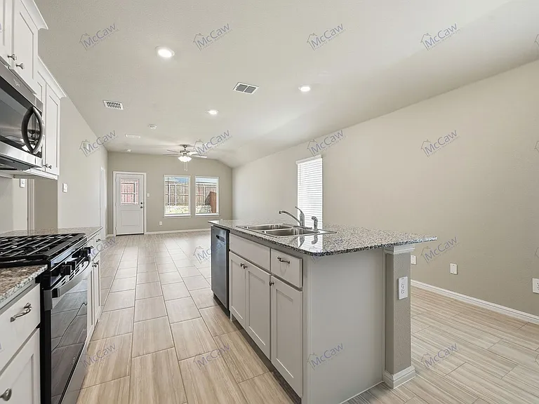 139 Mojave Rd — Photo 12