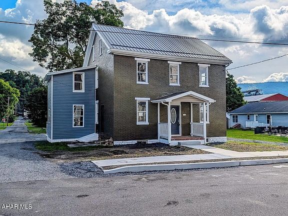2nd image of 210 N Thomas St