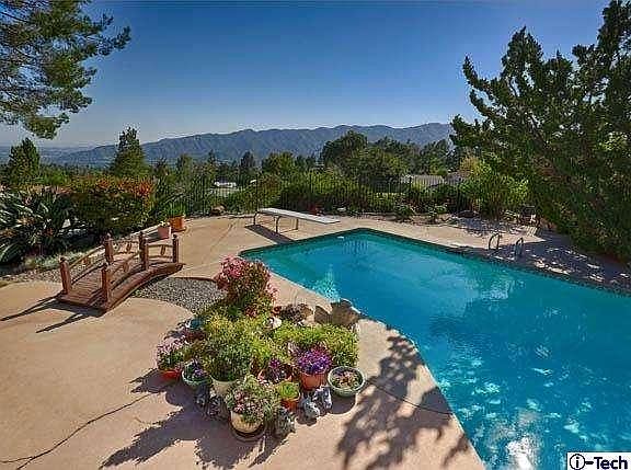 3rd image of 2628 Timberlake Dr