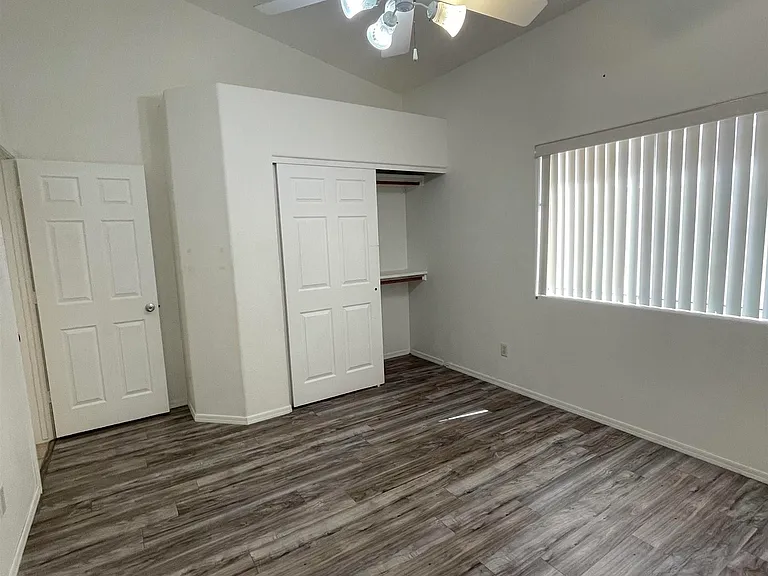 11511 S Prescott Ave — Photo 15