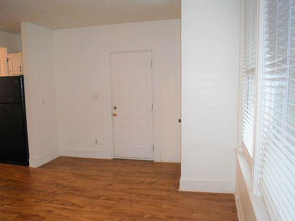 4th image of 7 Sherman Ave APT 5