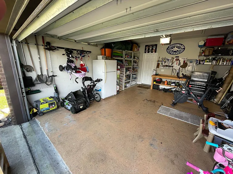 946 Cocobolo Dr — Photo 41