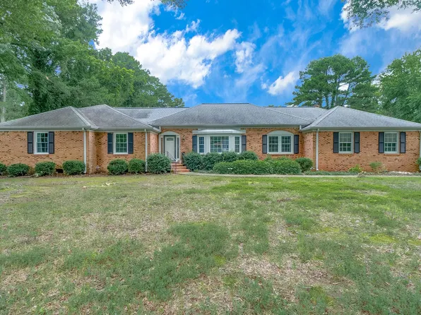 4118 N Witchduck Rd, Virginia Beach, VA 23455