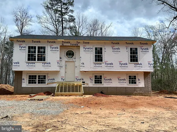 152 Pj Acres Ln, Reva, VA 22735