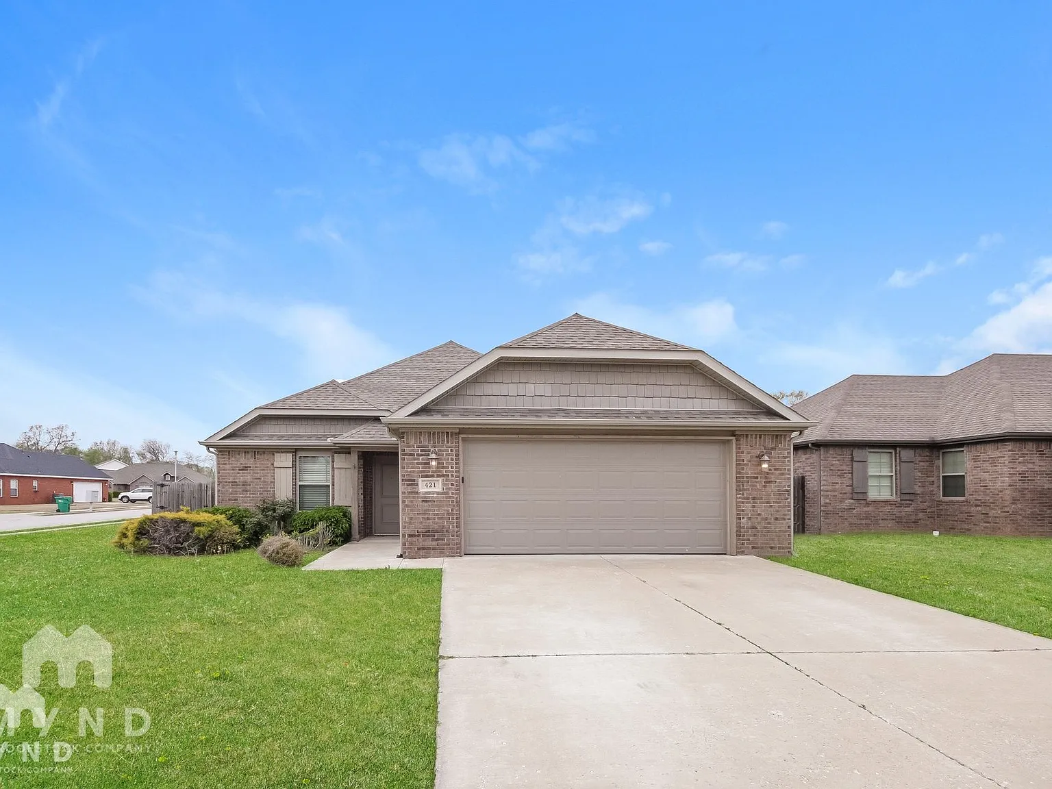 4 bed, 2.0 bath, 1908 sqft, $1,835 — Photo 2