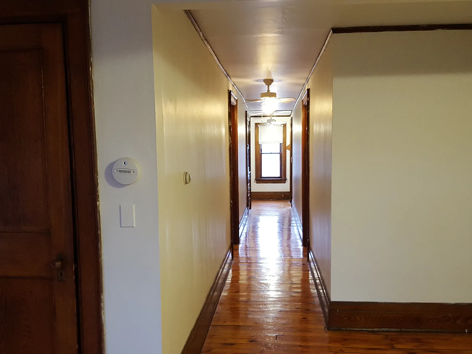 4 bed, 1000 sqft, $1,600 — Photo 3