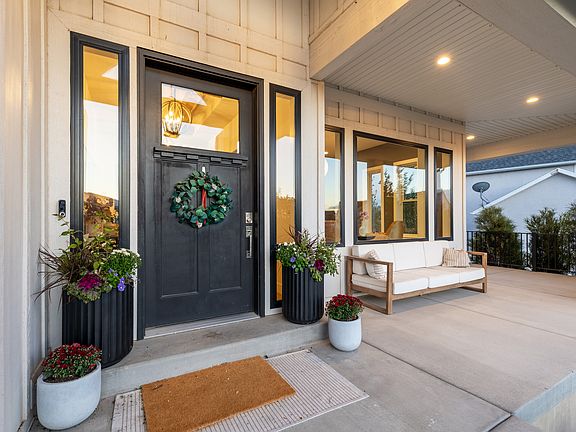 3rd image of 12184 N Bridgegate Way