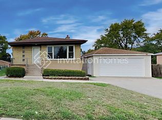 6218 W 92nd St, Oak Lawn, IL 60453