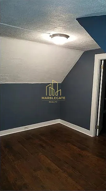 5 bed, $2,200 — Photo 4