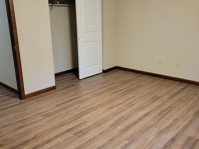 32 Manor Dr #32 — Photo 12
