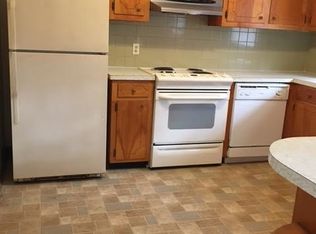 1073 Vanderploeg Dr, Chesapeake, VA 23320