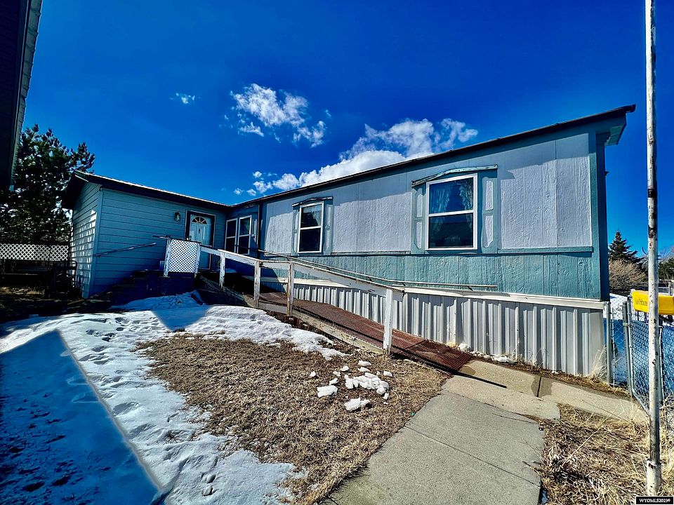 903 Lookout Dr, Glenrock, WY 82637 MLS 20230850 Zillow