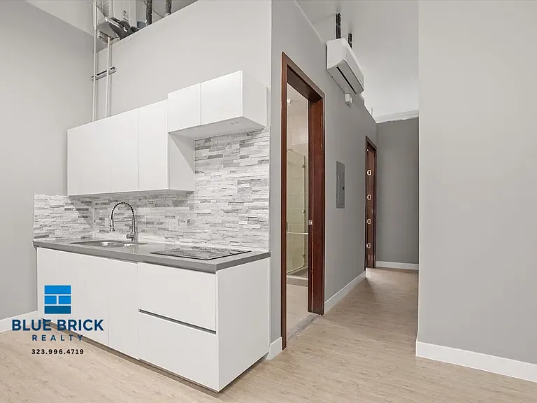 3751 S Hill St #209 — Photo 6